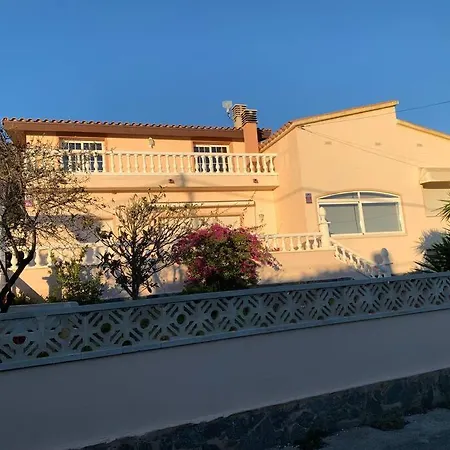 Leo Con Vistas Al Mar Y Piscina Privada Villa *